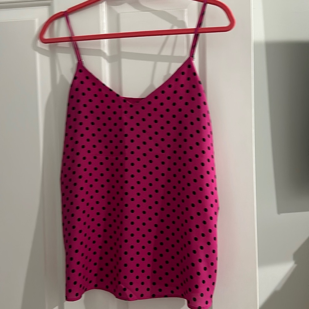Size medium, Ann Taylor polyester tank in excellent used condition